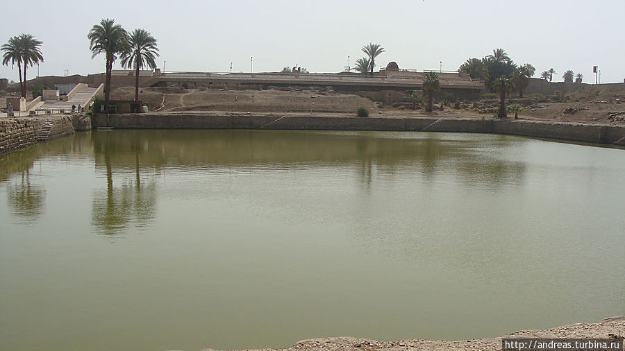 Священное озеро Священное озеро