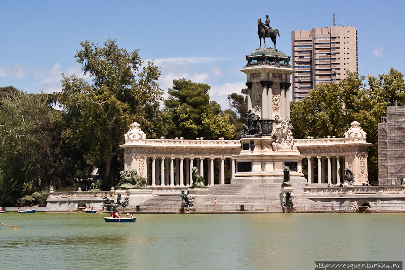 Парк Ретиро (Parque del R