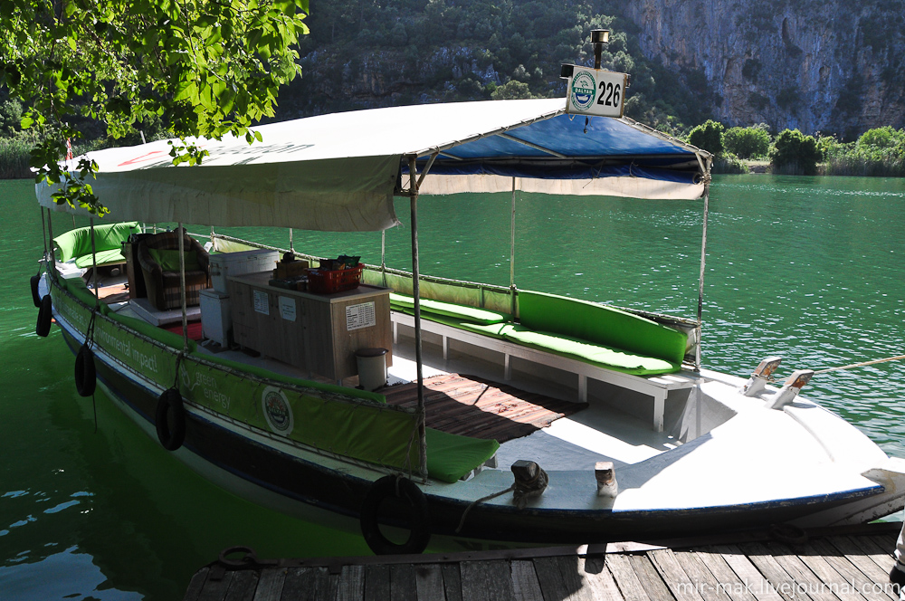 Река Дальян – регион заповедный, поэтому катер компании TUI – экологичный, работает на электрическом двигателе и совершенно не оставляет никаких вредных для окружающей природы следов. Дальян, Турция Река Дальян – регион заповедный, поэтому катер компании TUI – экологичный, работает на электрическом двигателе и совершенно не оставляет никаких вредных для окружающей природы следов. Дальян, Турция