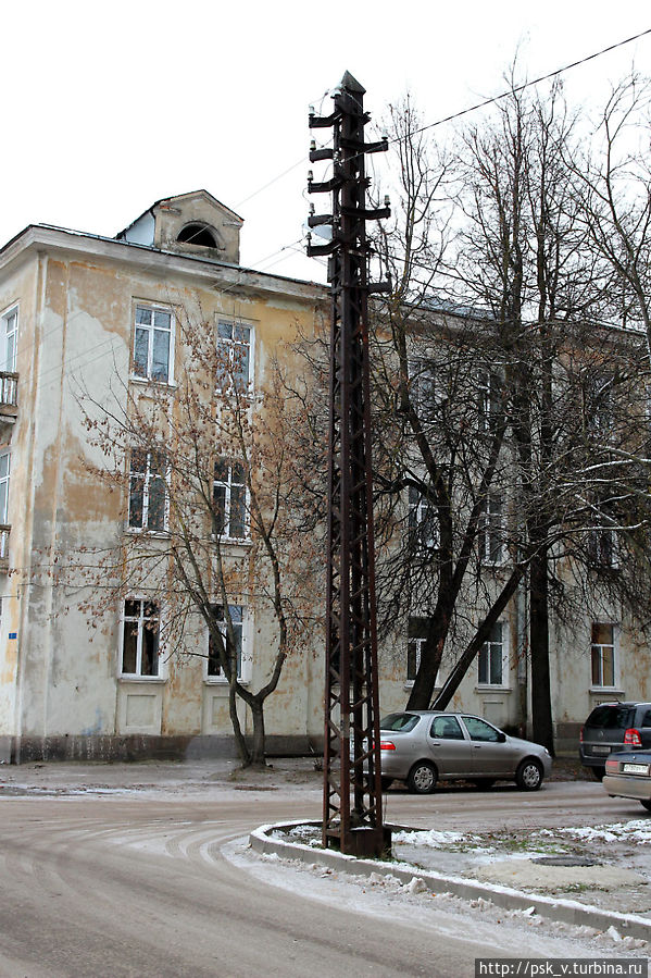 Дореволюционный столб на нем и закончим рассказ! Дореволюционный столб на нем и закончим рассказ!