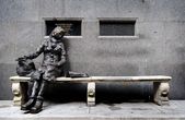 Элинор Ригби — памятник одиночеству в Ливерпуле. Фото из интернета