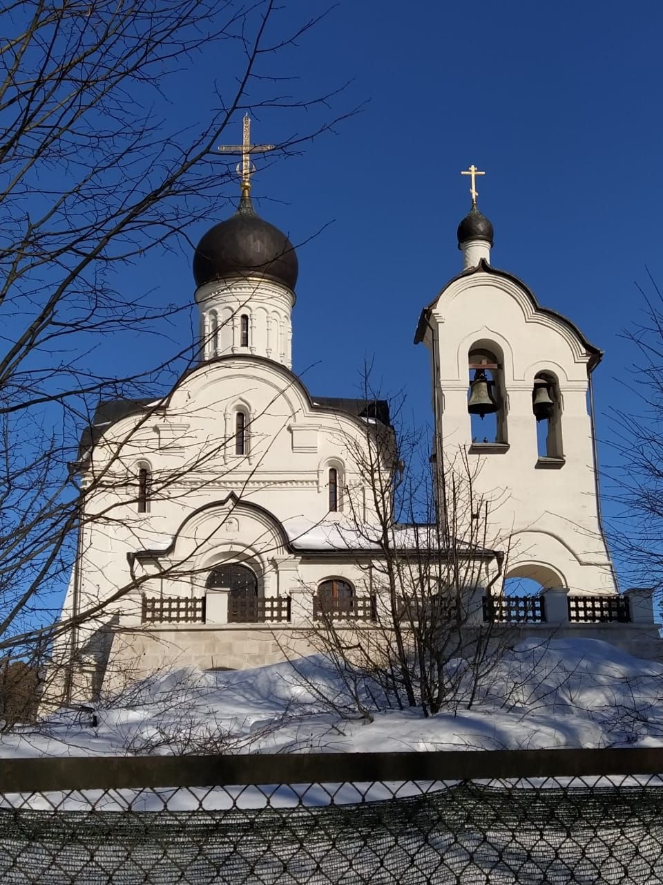 Храм-часовня Воскресения Христова в Переделкине Москва, Россия