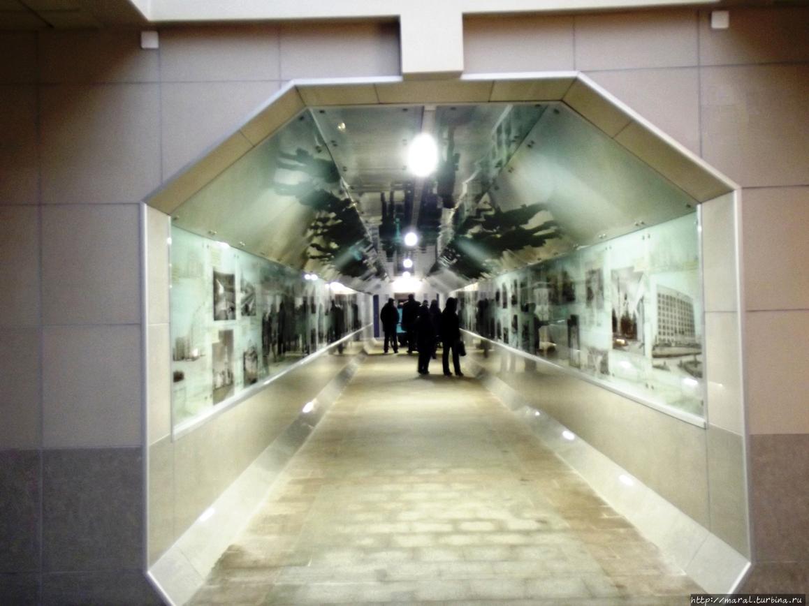 Вход в подземную арт-галерею Могилев, Беларусь