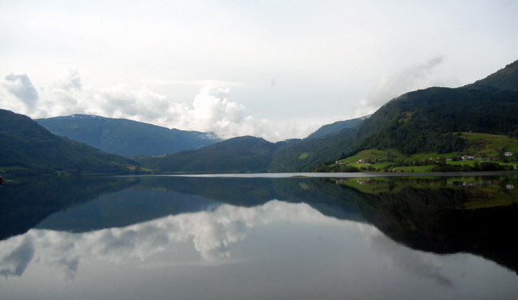 Озеро Granvins Берген, Норвегия