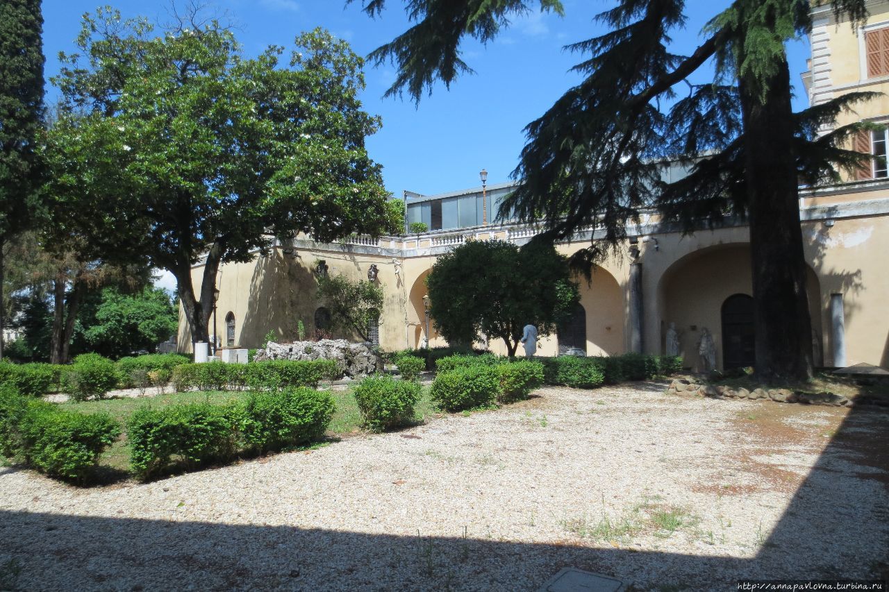 Третий день в Риме: Пантеон, Капитолий, этруски и Леонардо Рим, Италия Третий день в Риме: Пантеон, Капитолий, этруски и Леонардо Рим, Италия