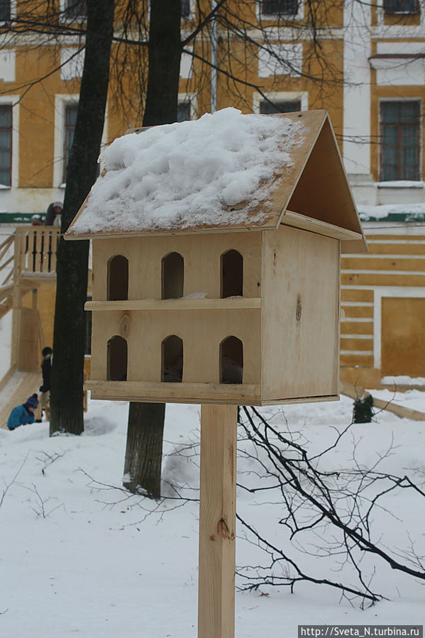 Шестиместный скворечник :)) Шестиместный скворечник :))