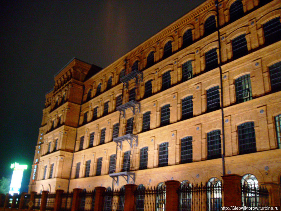 Прогулка по вечерней Лодзи Лодзь, Польша Прогулка по вечерней Лодзи Лодзь, Польша