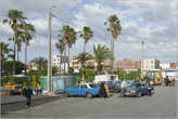 Прощаемся с Сафи и на проходящем в Касабланку автобусе (в этом проблема этих маленьких городков) направляемся в сторону Эль-Джадиды...
*