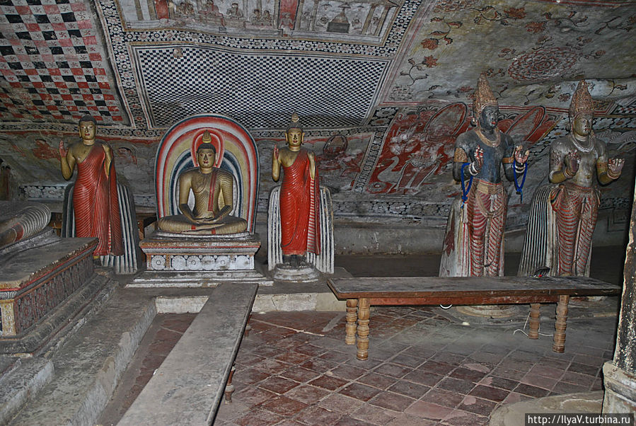Пещерный храм в Дамбулле