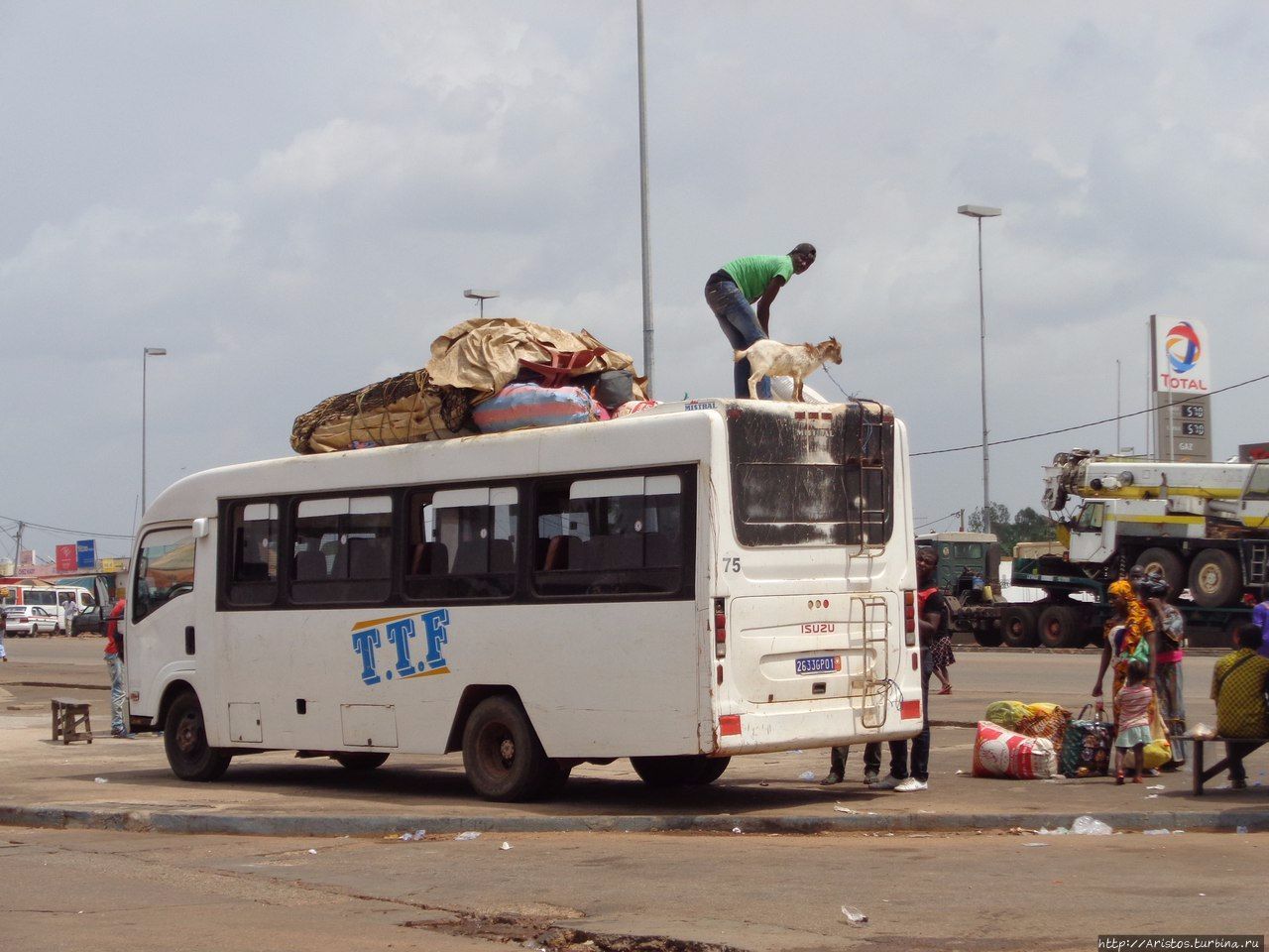 На общественном транспорте через весь Кот-ДИвуар Кот-д'Ивуар
