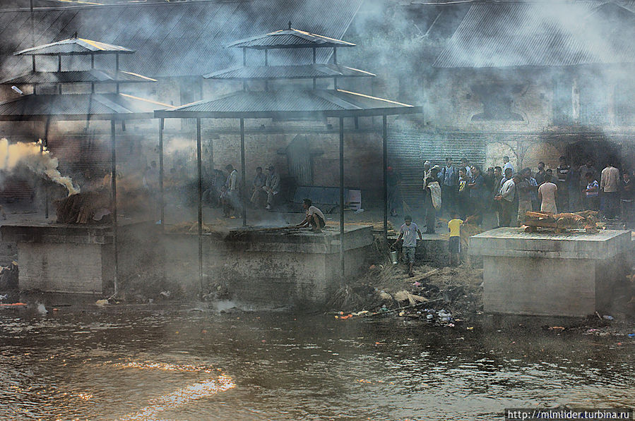 Крематорий в Непале Крематорий в Непале