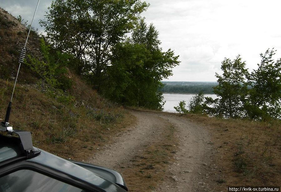 Осмотрев штольни, и окресности спускаемся вниз. Знакомство с горой состоялось. Осмотрев штольни, и окресности спускаемся вниз. Знакомство с горой состоялось.