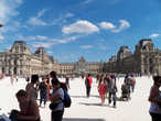 Лувр (фр. Musée du Louvre) — один из крупнейших и самый популярный музей мира