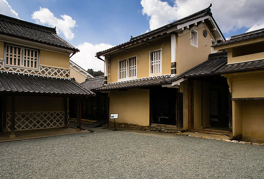 Утико: резиденция торговцев воском Утико, Япония