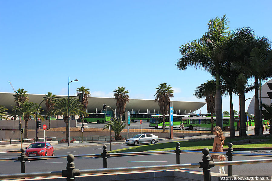 Многоуровневый Автовокзал Intercambiador. Остров Тенерифе, Испания