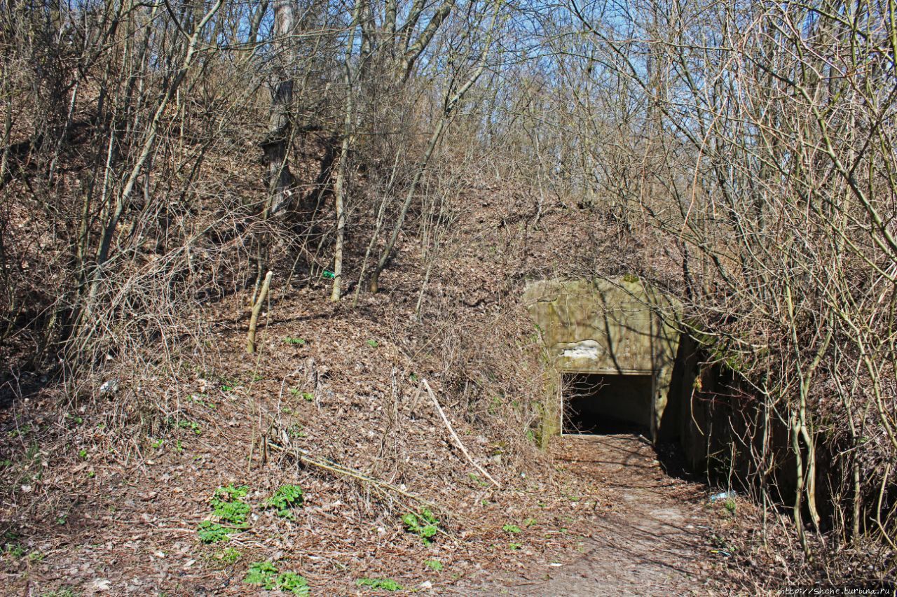 Таракановский форт Тараканов, Украина