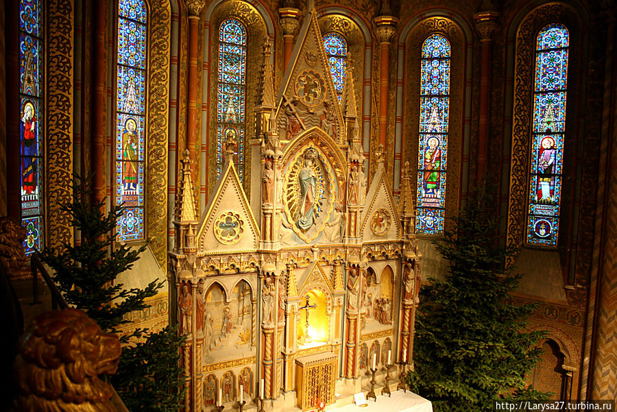 Церковь Матьяша — главный алтарь Будапешт, Венгрия