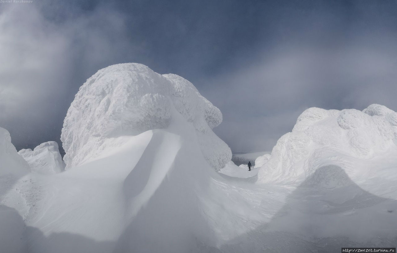 Заснеженные вершины Северного Урала (фото Даниила Коржонова) Свердловская область, Россия Заснеженные вершины Северного Урала (фото Даниила Коржонова) Свердловская область, Россия