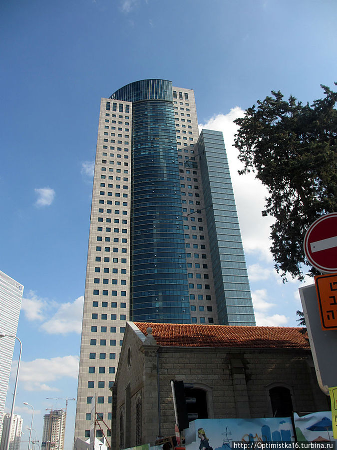 Прогулка по небоскрёбу центра Азриэли — приятное развлечение Тель-Авив, Израиль Прогулка по небоскрёбу центра Азриэли — приятное развлечение Тель-Авив, Израиль