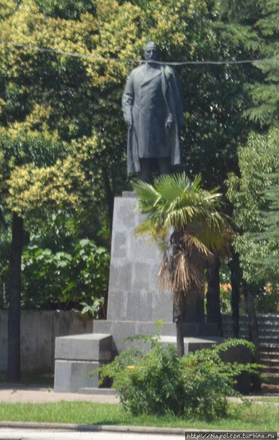 Памятник Чавчавадзе / Monument Chavchavadze