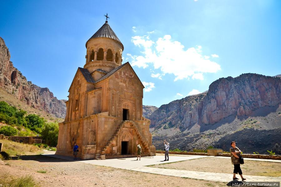 Армения. Монастыри Хор Вирап и Нораванк Хор Вирап Монастырь, Армения