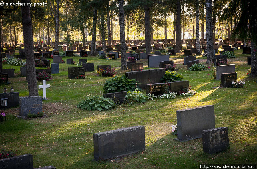 Это кладбище в городке Joutseno Руоколахти, Финляндия