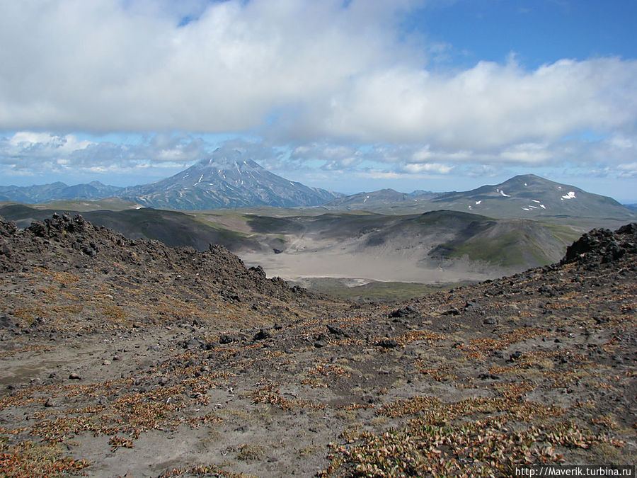 Камчатка. Восхождение на вулкан Горелая Сопка Камчатский край, Россия Камчатка. Восхождение на вулкан Горелая Сопка Камчатский край, Россия