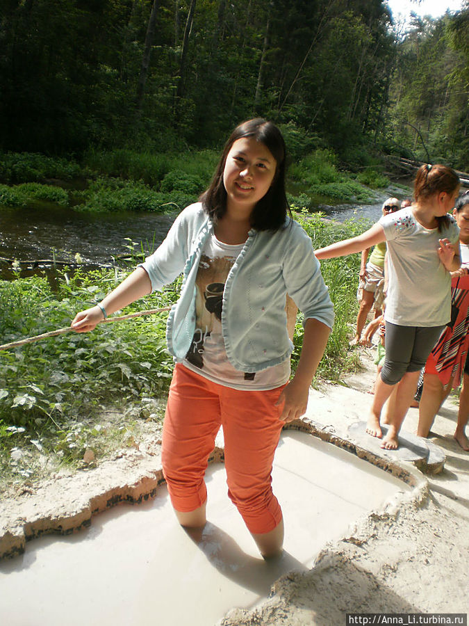 Прогулка по босоногой тропе Лимбажи, Латвия Прогулка по босоногой тропе Лимбажи, Латвия
