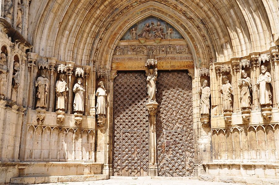 Базилика Св. Марии Морелья, Испания