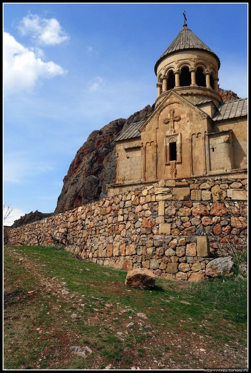 Армения. День 4 Нораванк. Вечный спектакль во имя любви Нораванк Монастырь, Армения