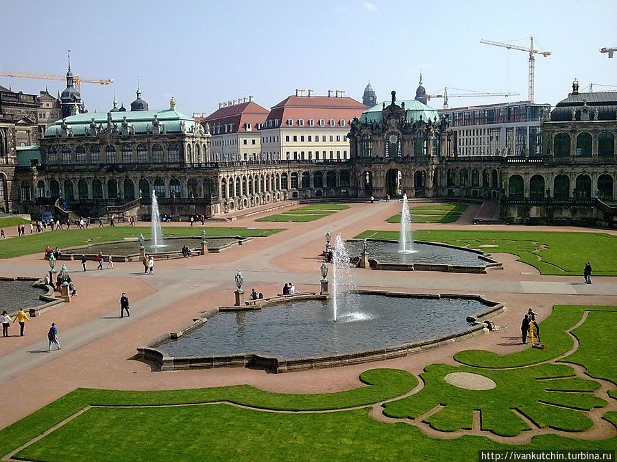 А больше никто и не бомбил Дрезден, Германия