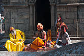 Местные садху (монахи-аскеты), зачастую подрабатывающие на фото с туристами.