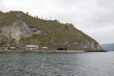 Вид на Порт Байкал с парома. Здесь раньше проходил Транссиб
