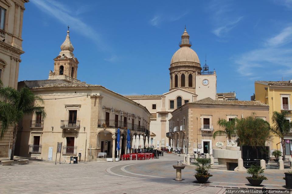 Античный город Комисо в провинции Рагуза Комисо, Италия Античный город Комисо в провинции Рагуза Комисо, Италия