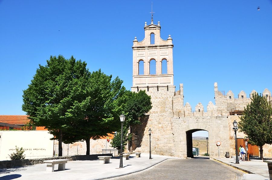 Ворота кармен Авила, Испания