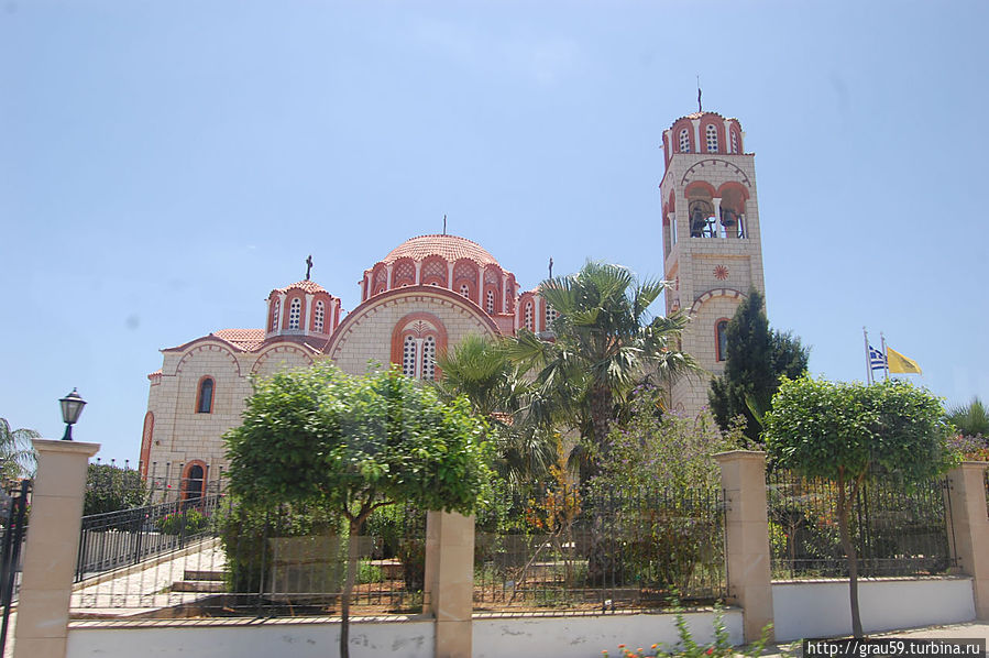 Церковь Святой Варвары Паралимни, Кипр