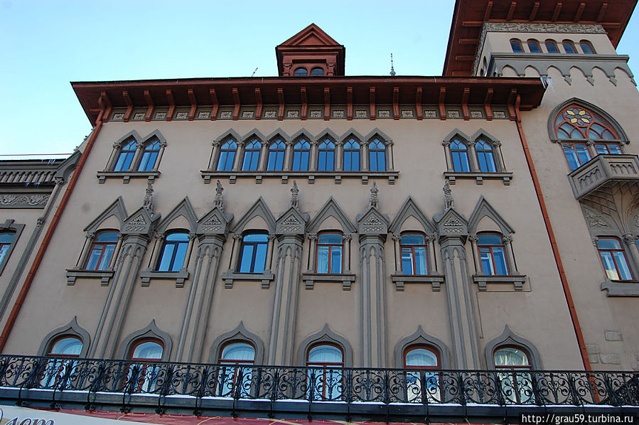 Здание консерватории (проспект Кирова ,1). Детали Здание консерватории (проспект Кирова ,1). Детали