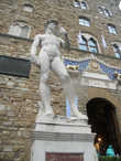 Статуя Давида (копия) на площади Синьории.