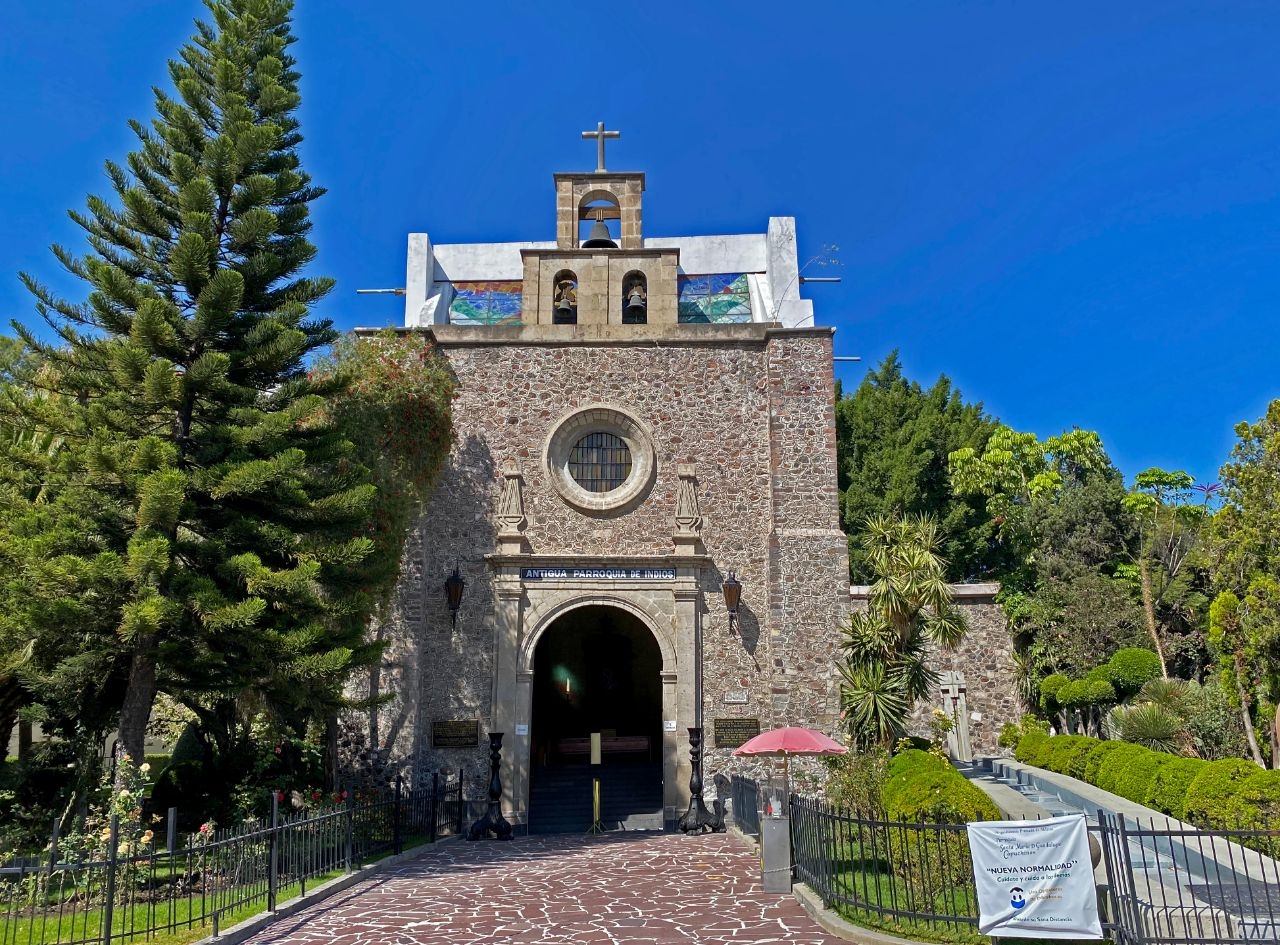 Старая приходская церковь индейцев / Antigua Parroquia de Indios