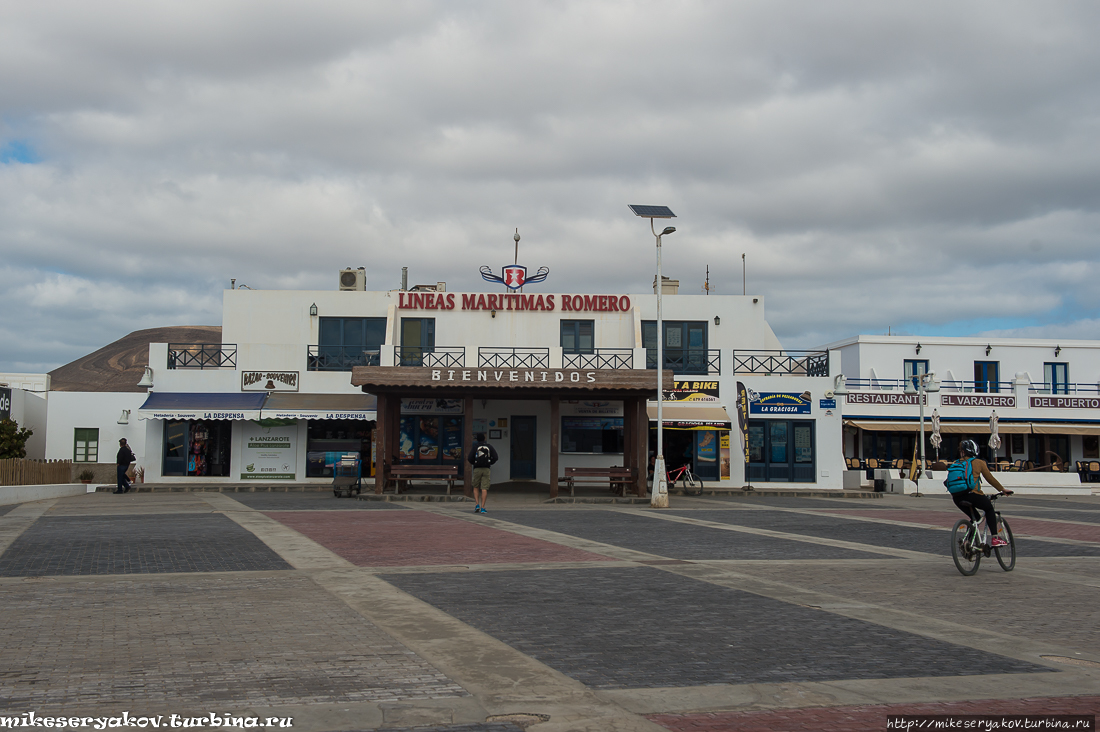 Остров Грасиоса Остров Грасиоса, Испания Остров Грасиоса Остров Грасиоса, Испания