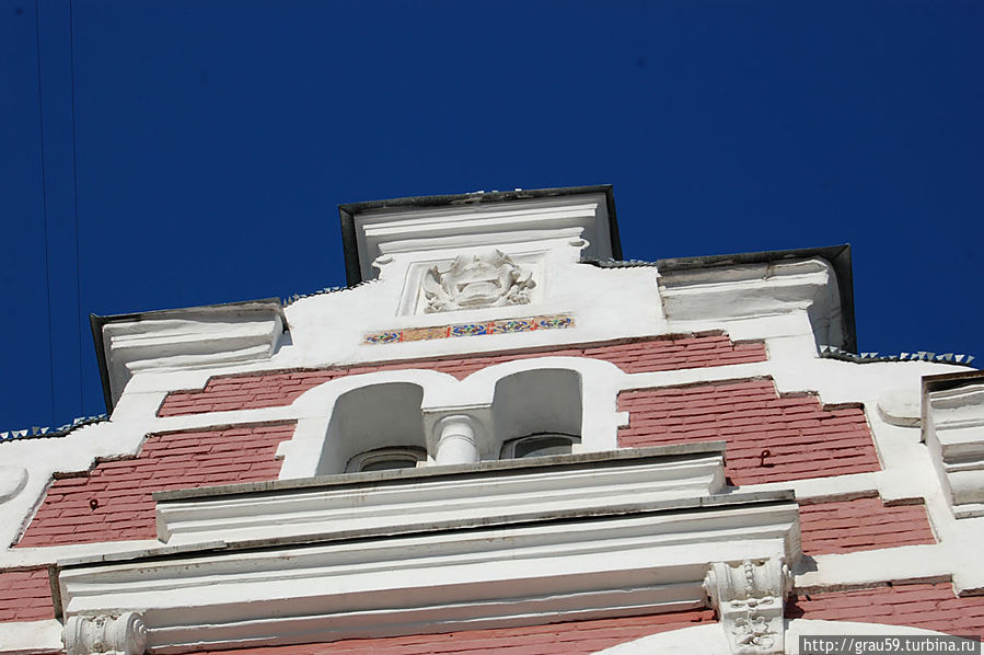 Особняк П.М. Зыбина (ул. Кмселёва, 76). Детали Особняк П.М. Зыбина (ул. Кмселёва, 76). Детали