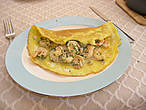 Омлет с начинкой из креветок во французском соусе