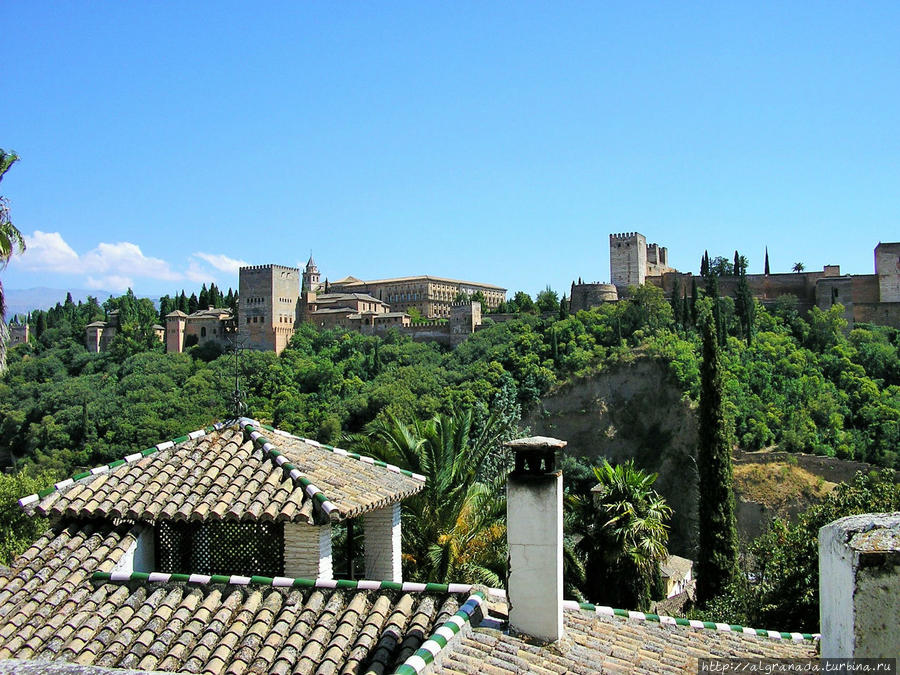 Прогулки по Альбайсину Гранада, Испания Прогулки по Альбайсину Гранада, Испания