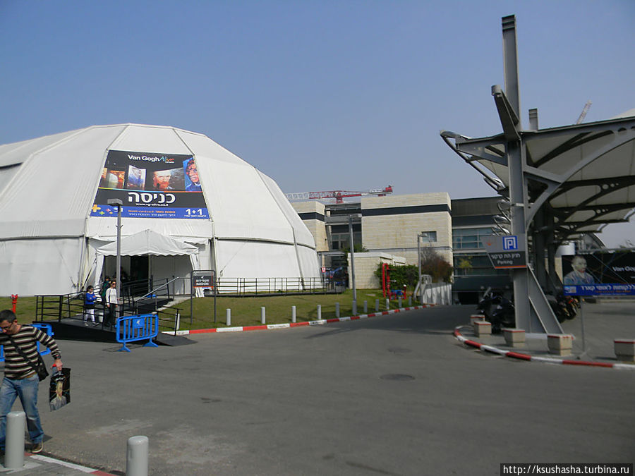 Внутри картины — внутри судьбы Тель-Авив, Израиль Внутри картины — внутри судьбы Тель-Авив, Израиль