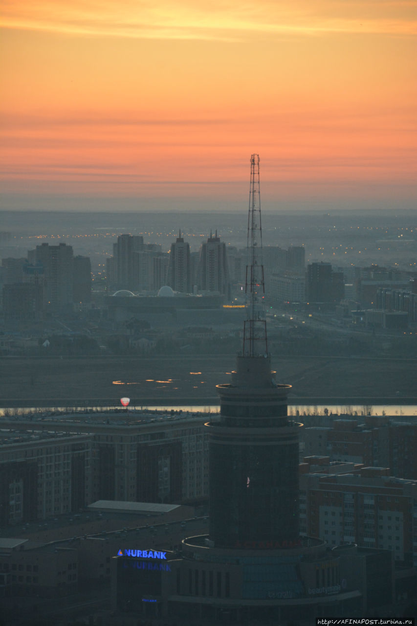 Рассвет над Астаной Астана, Казахстан Рассвет над Астаной Астана, Казахстан