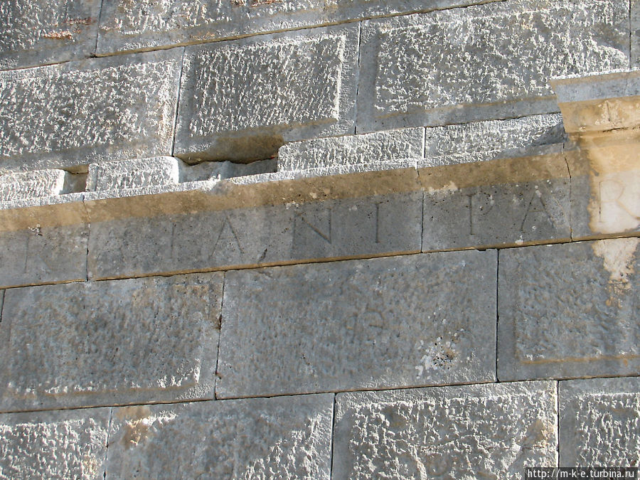 Зернохранилище надписи Демре, Турция