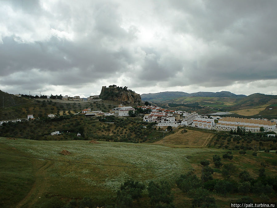 Дорога в Ронду Андалусия, Испания Дорога в Ронду Андалусия, Испания