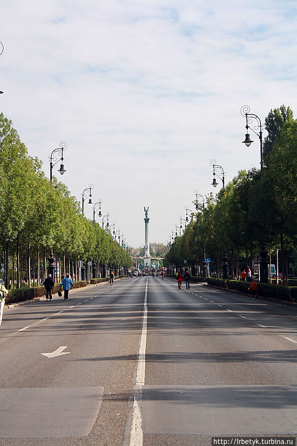 Проспект Андраши, перекрытый для движения из-за ярмарки Будапешт, Венгрия