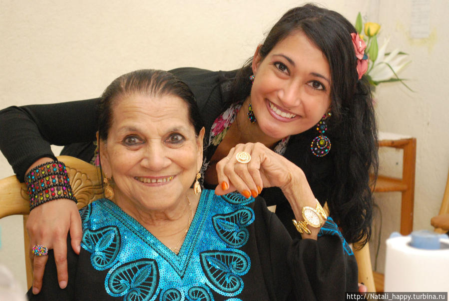 Женское счастье на краю земли. Сен-Дени, Реюньон Женское счастье на краю земли. Сен-Дени, Реюньон