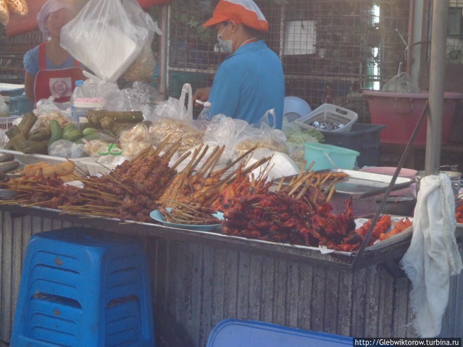 Food Market Убон-Ратчатани, Таиланд